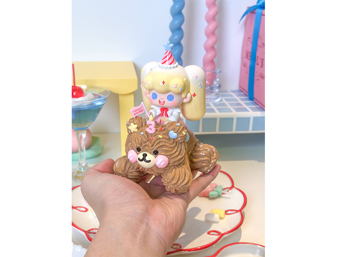 Limited Time Pre-order TUTU Cream Bear Cake